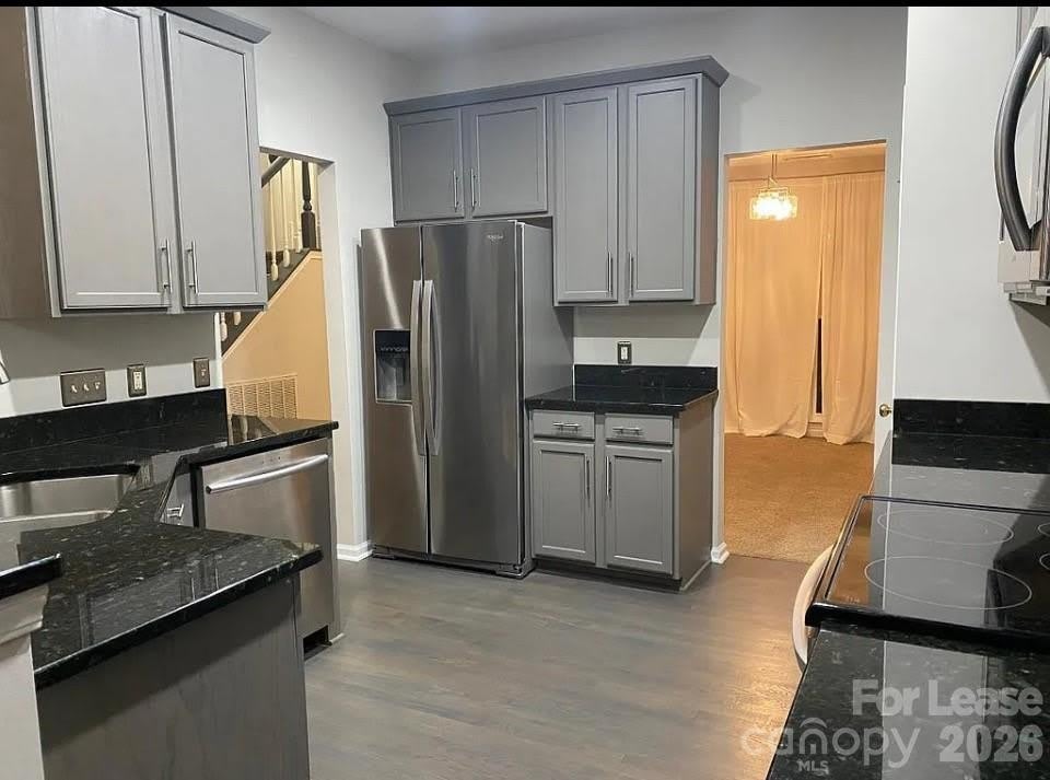 519 Delburg Street – photo 3