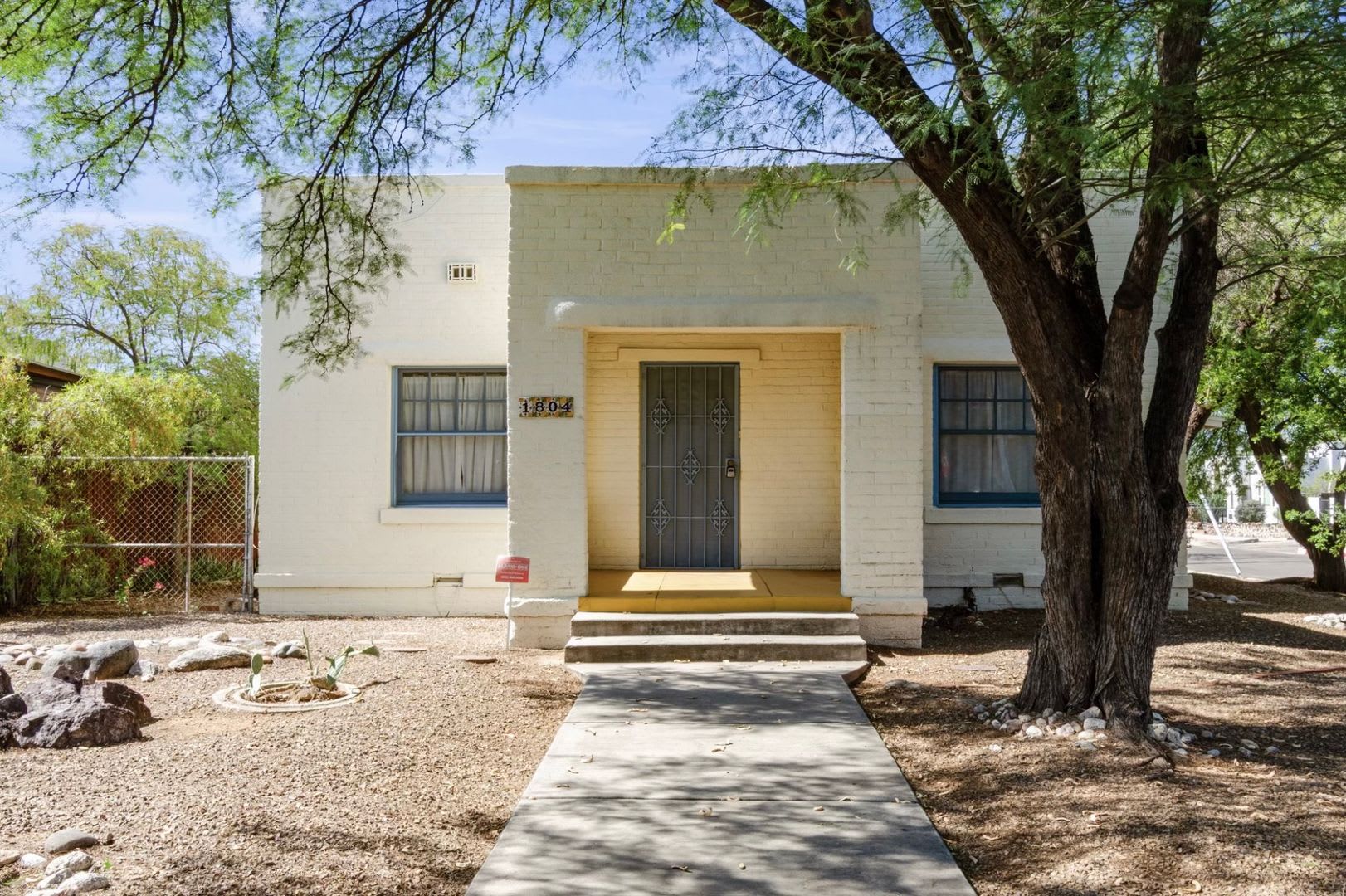 3 Bed 2 Bath Home Perfect For U Of A Students Faculty And Staff – photo 2