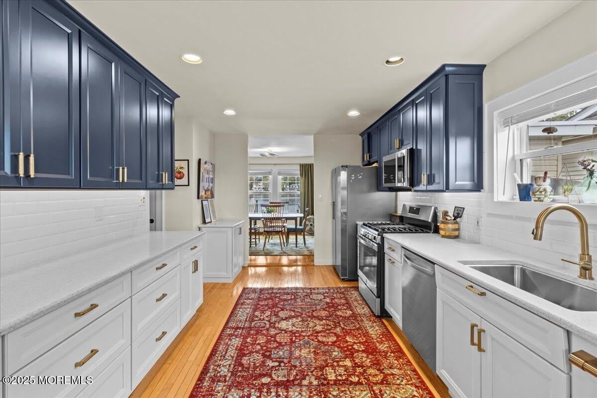 1503 Comstock Street – photo 5