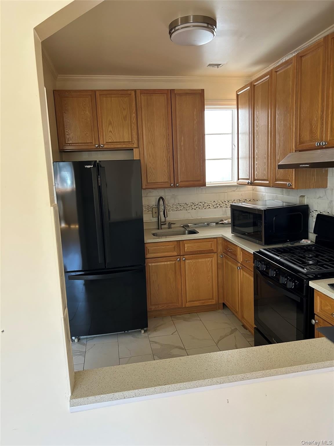 1585 New York Ave – photo 5