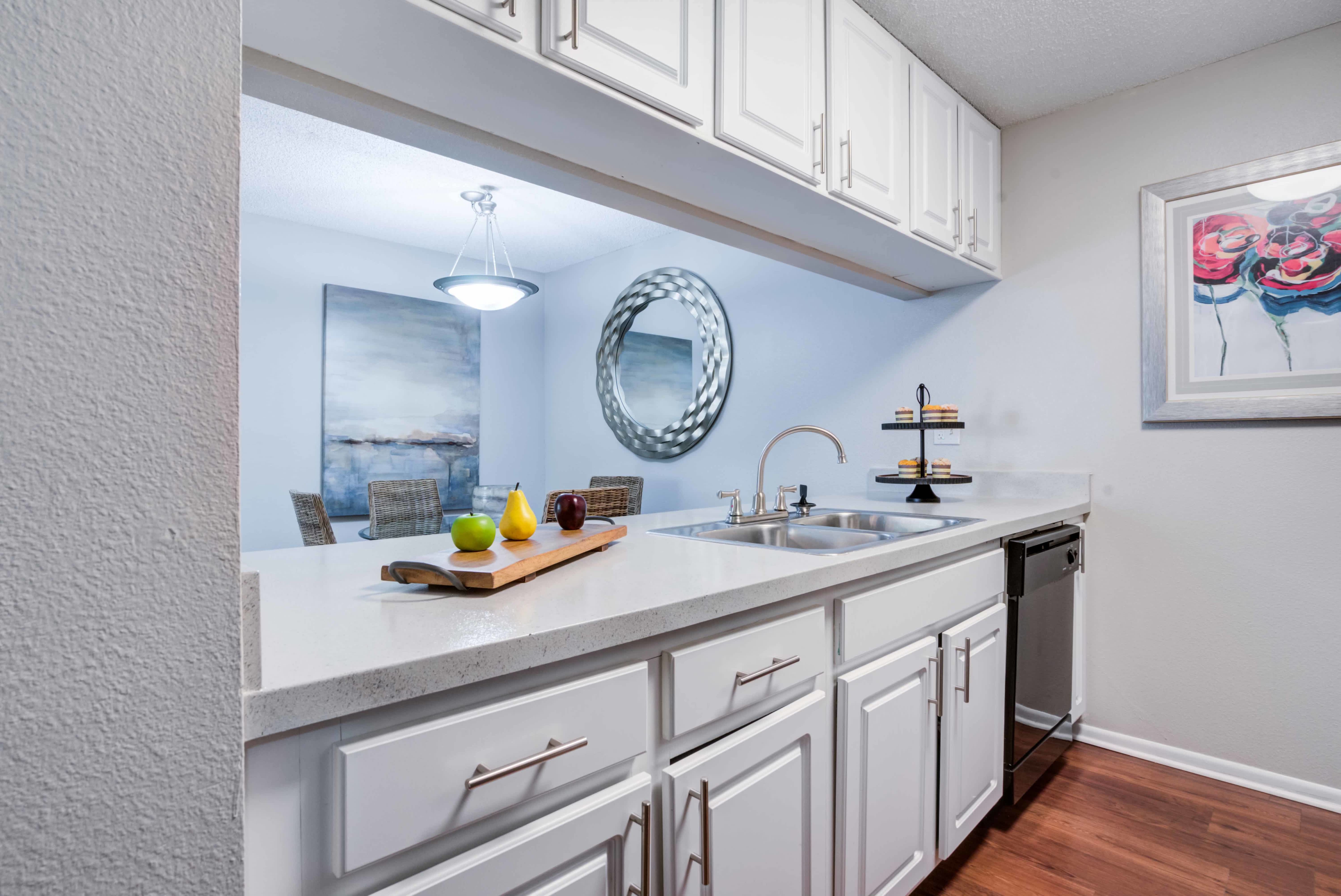 Coral Club Apartment Homes – photo 4
