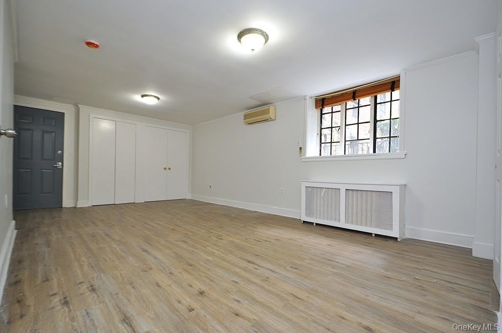 155 Garth Road – photo 5