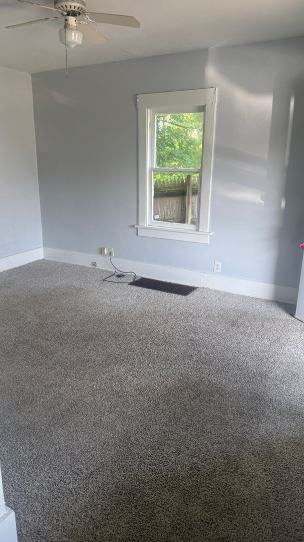 343 Russell St – photo 2