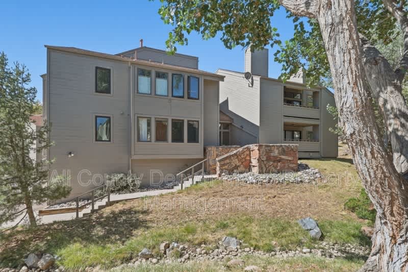 23561 Genesee Village Rd – photo 2