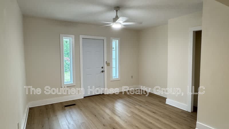 112 Douglas Street – photo 2