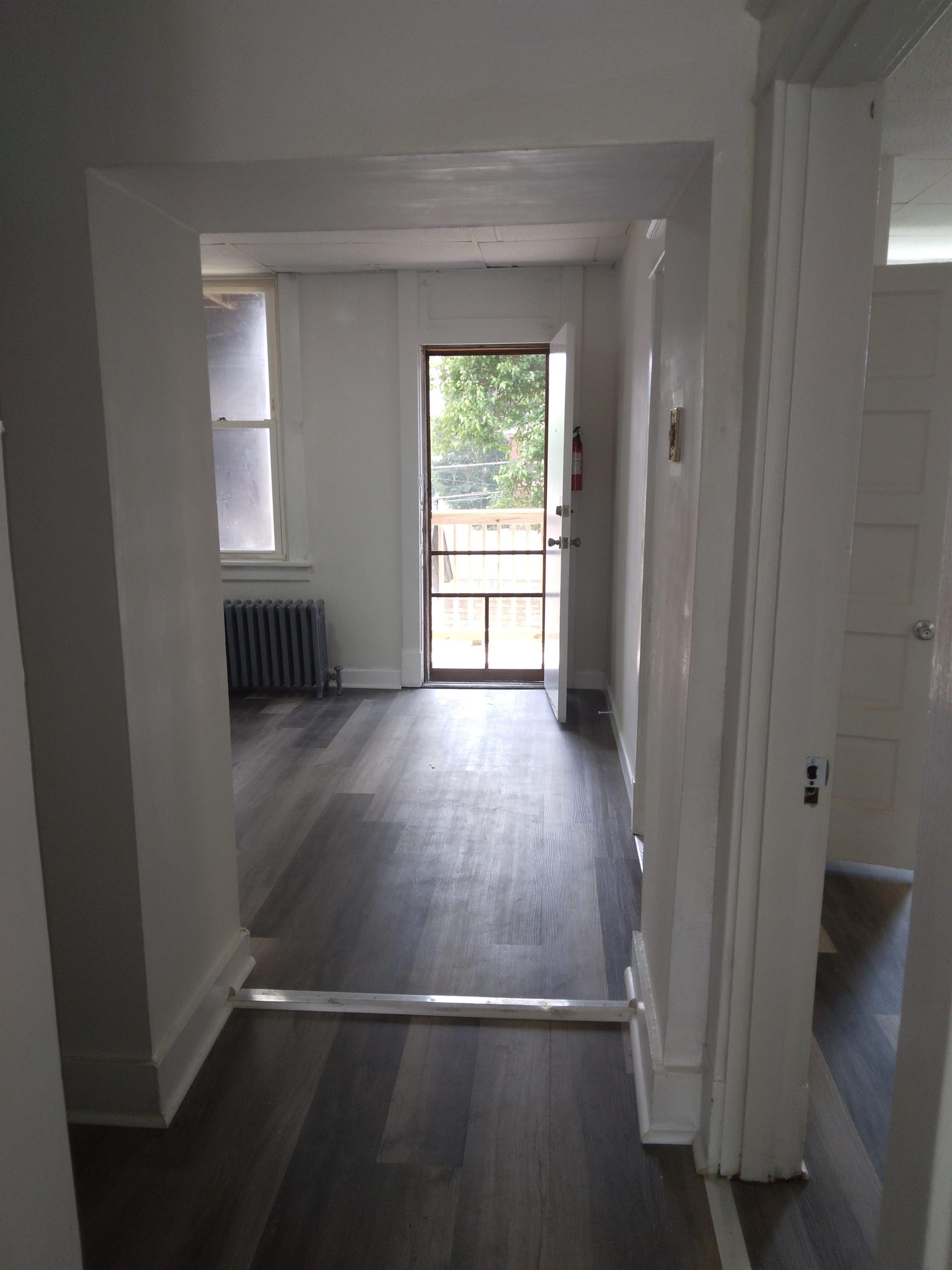 402 Center Street – photo 3