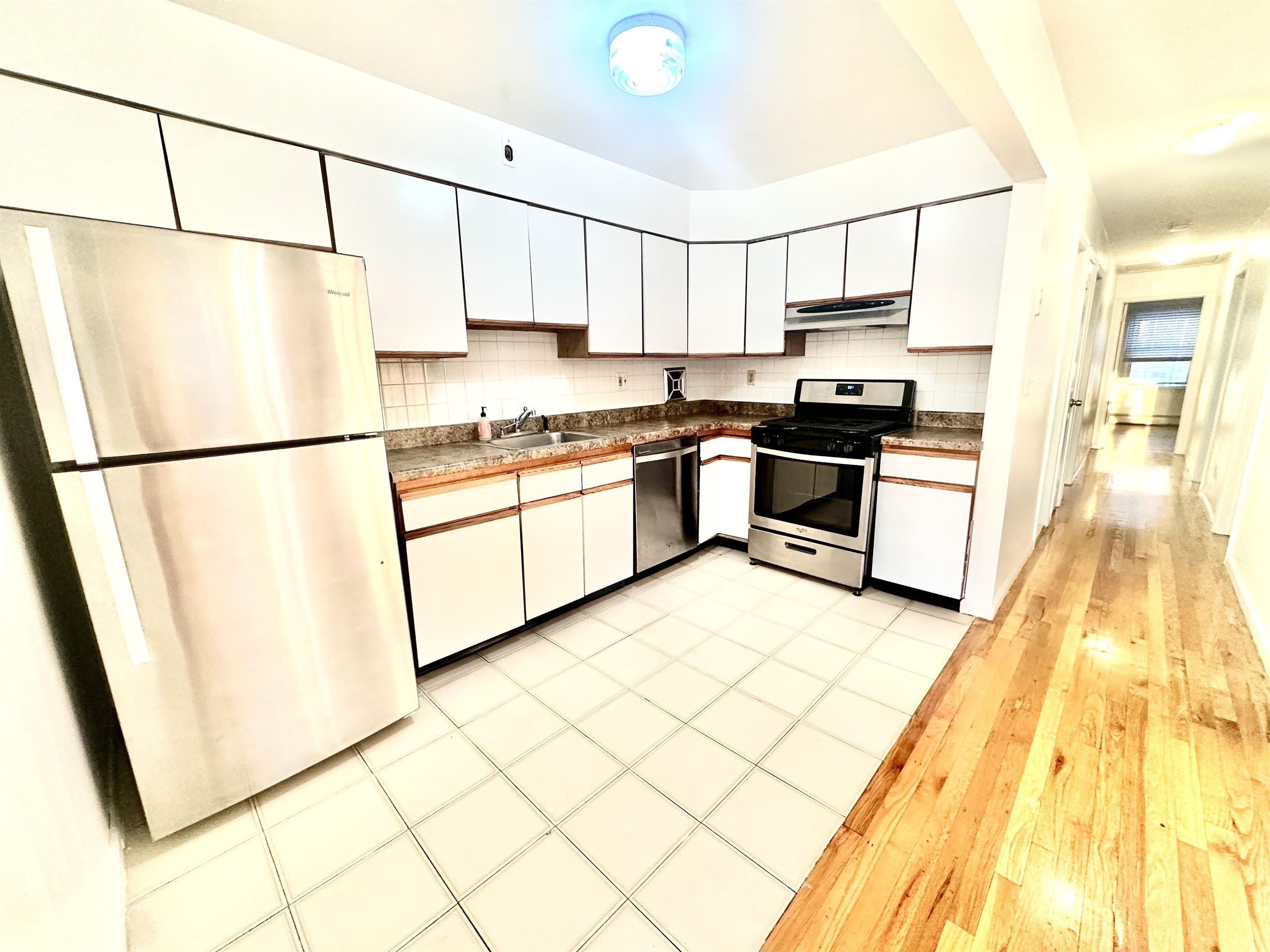 364 LIBERTY AVE – photo 1