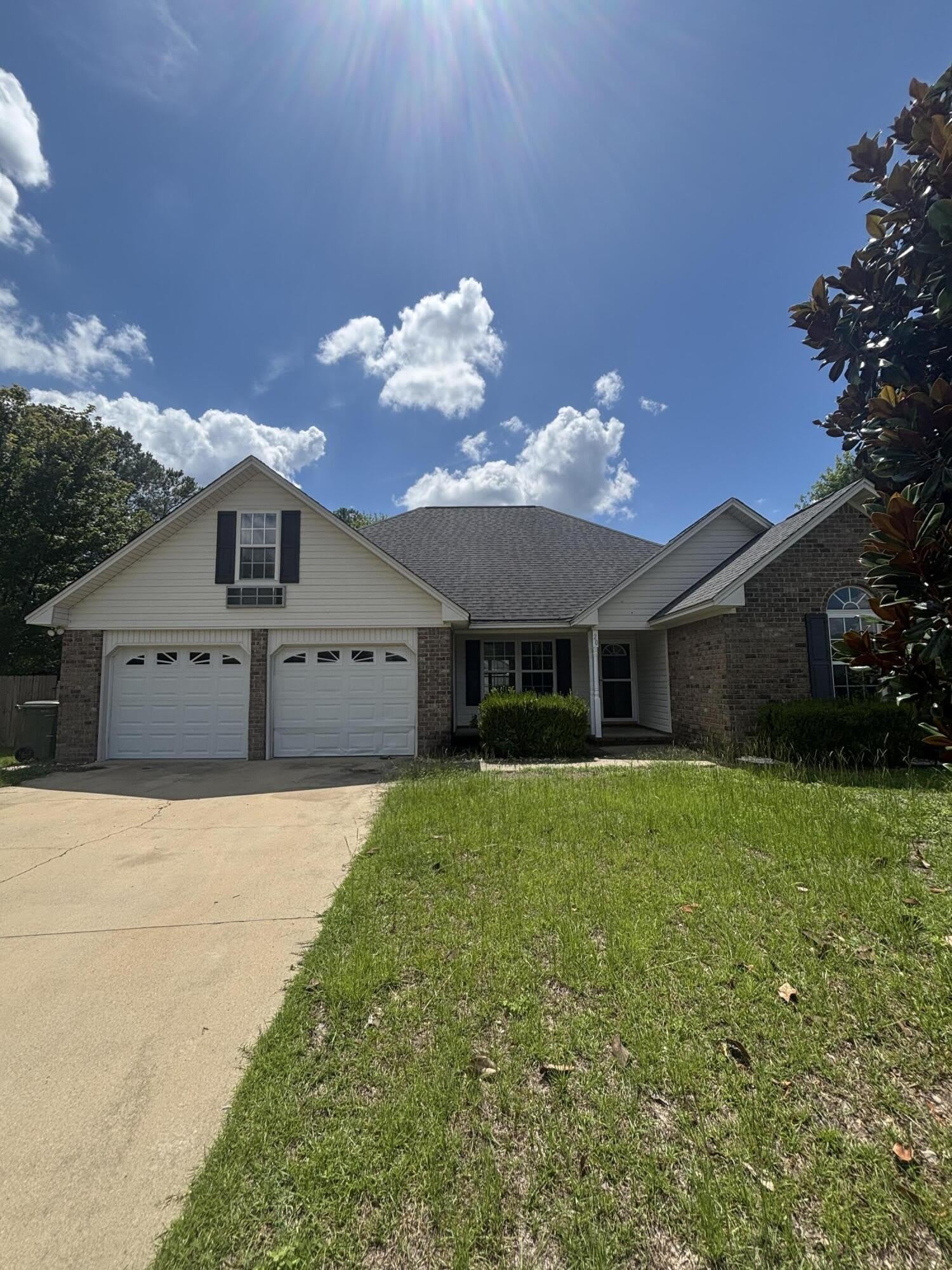20 Walden Circle – photo 1