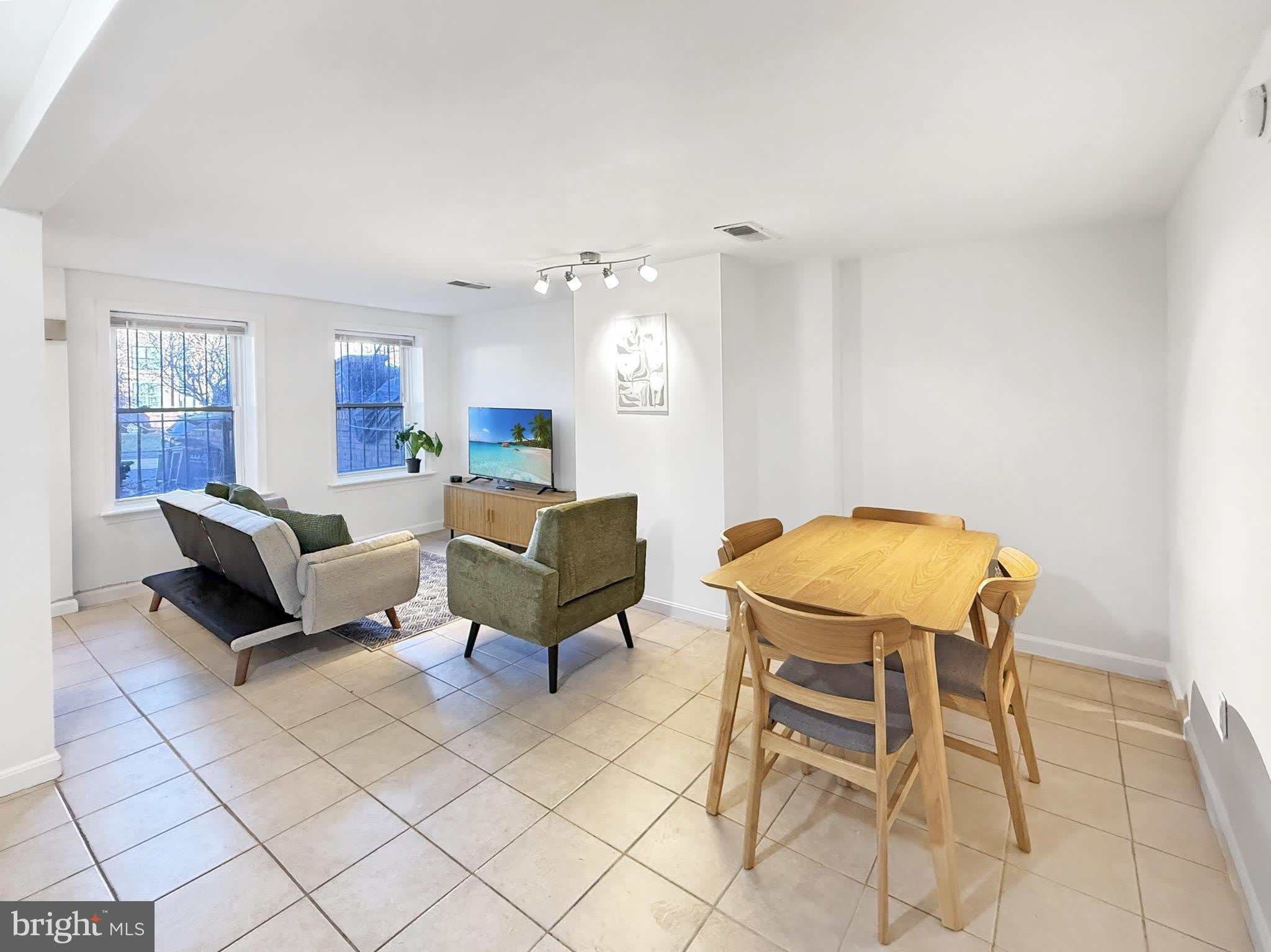 1523 PENNSYLVANIA Avenue SE – photo 5