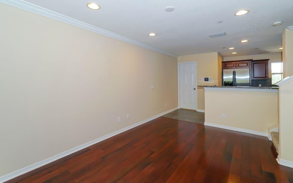 7339 BLACK WALNUT Way – photo 5