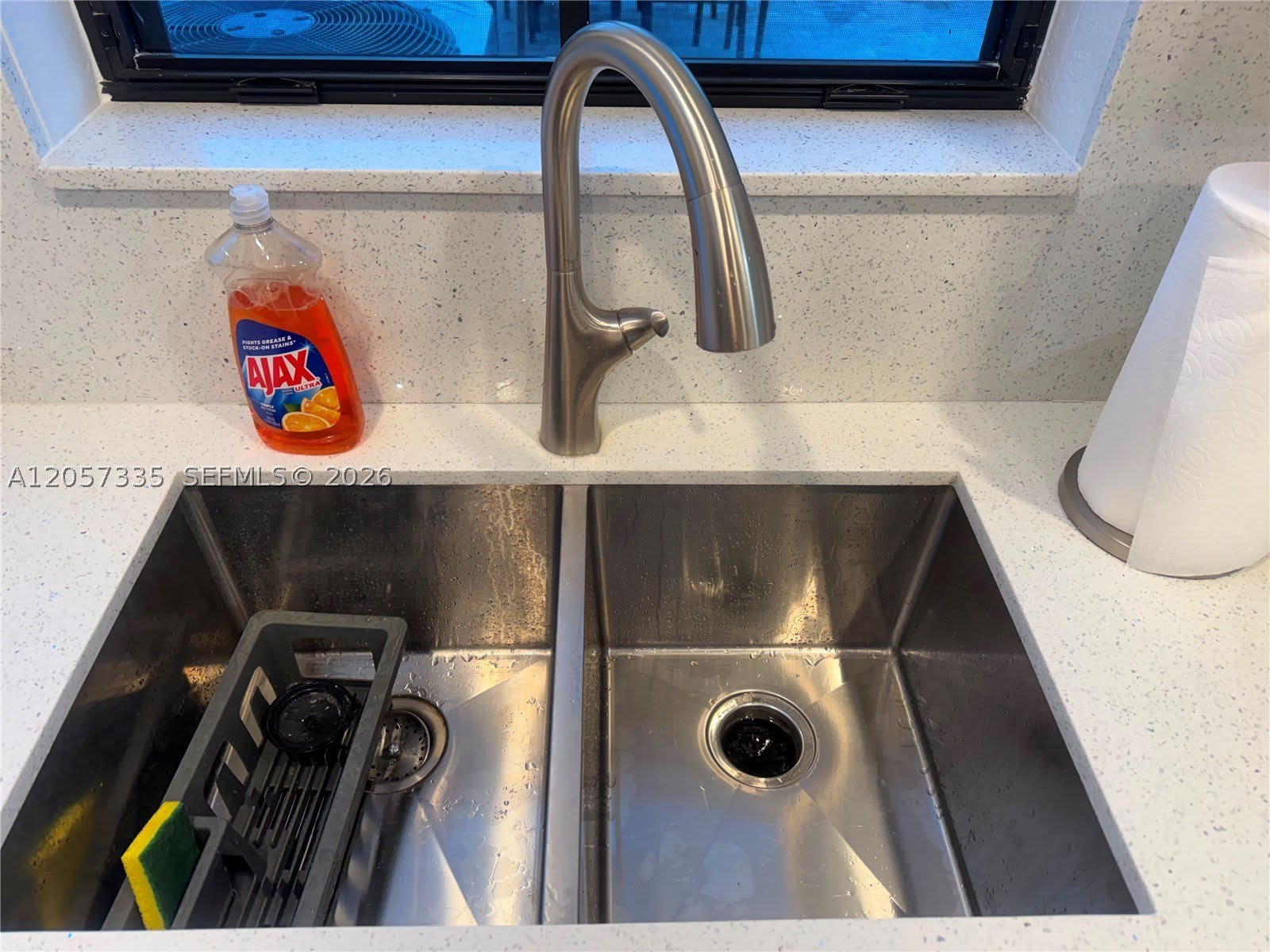 270 NE 12th St – photo 4
