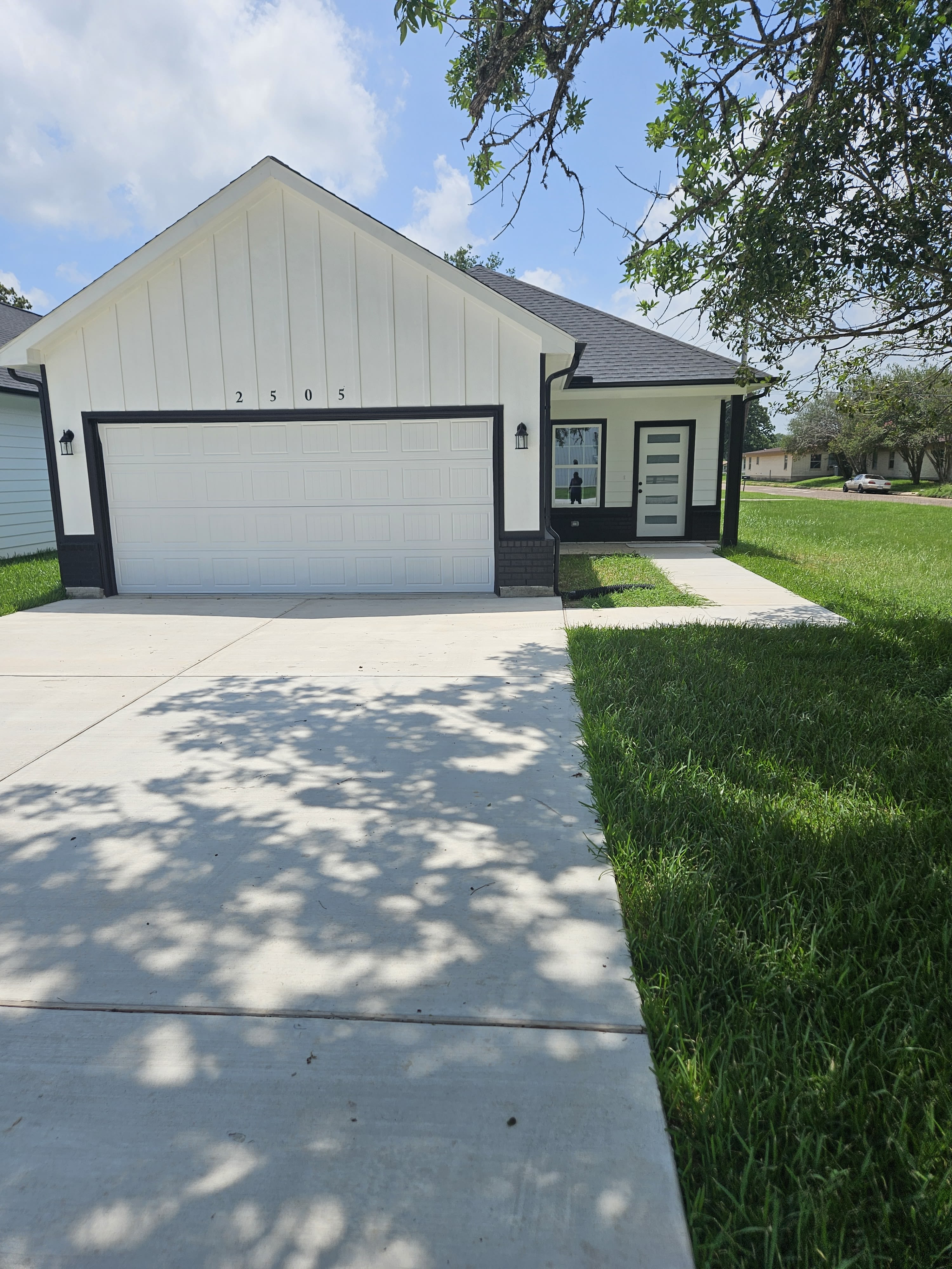2505 11th Street – photo 1