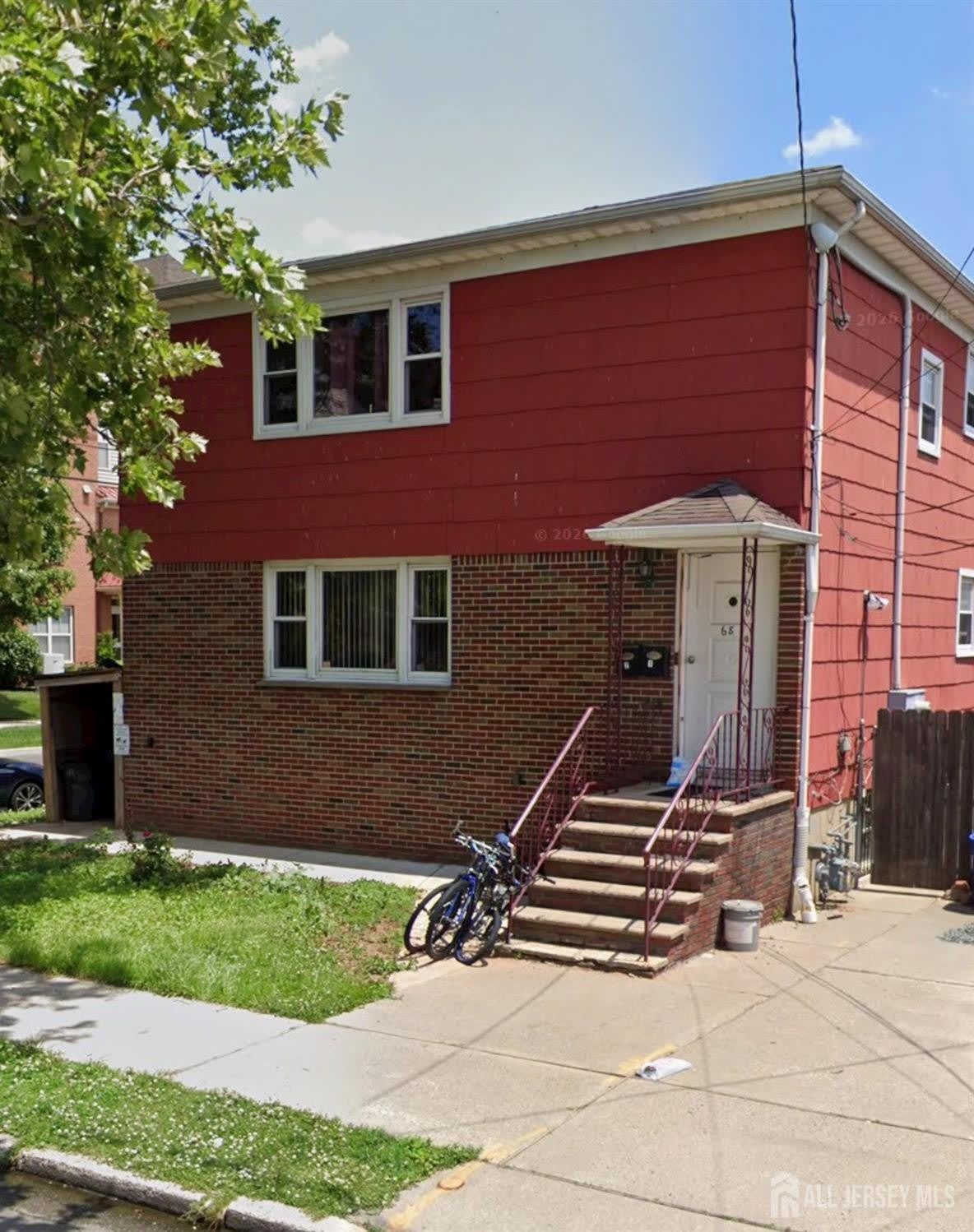 68 christopher st – photo 1