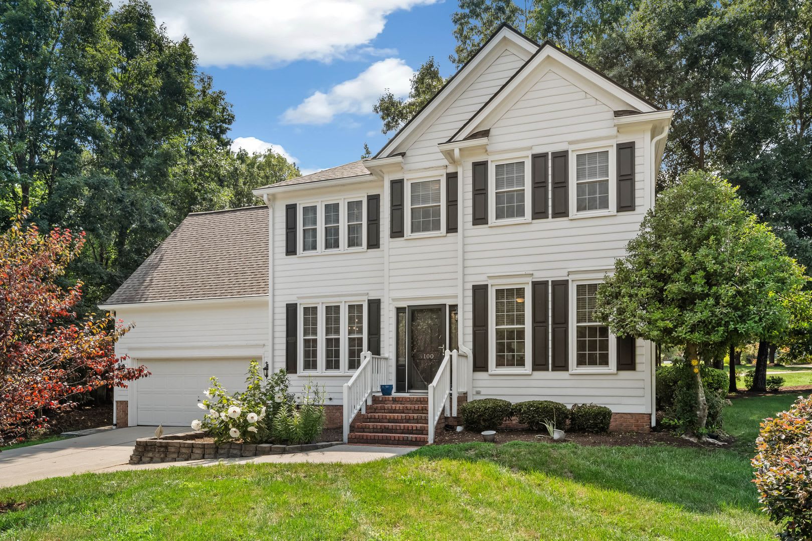 Spacious 4-Bedroom Durham Home + Bonus Room with Community Pool & Amenities Included – photo 1