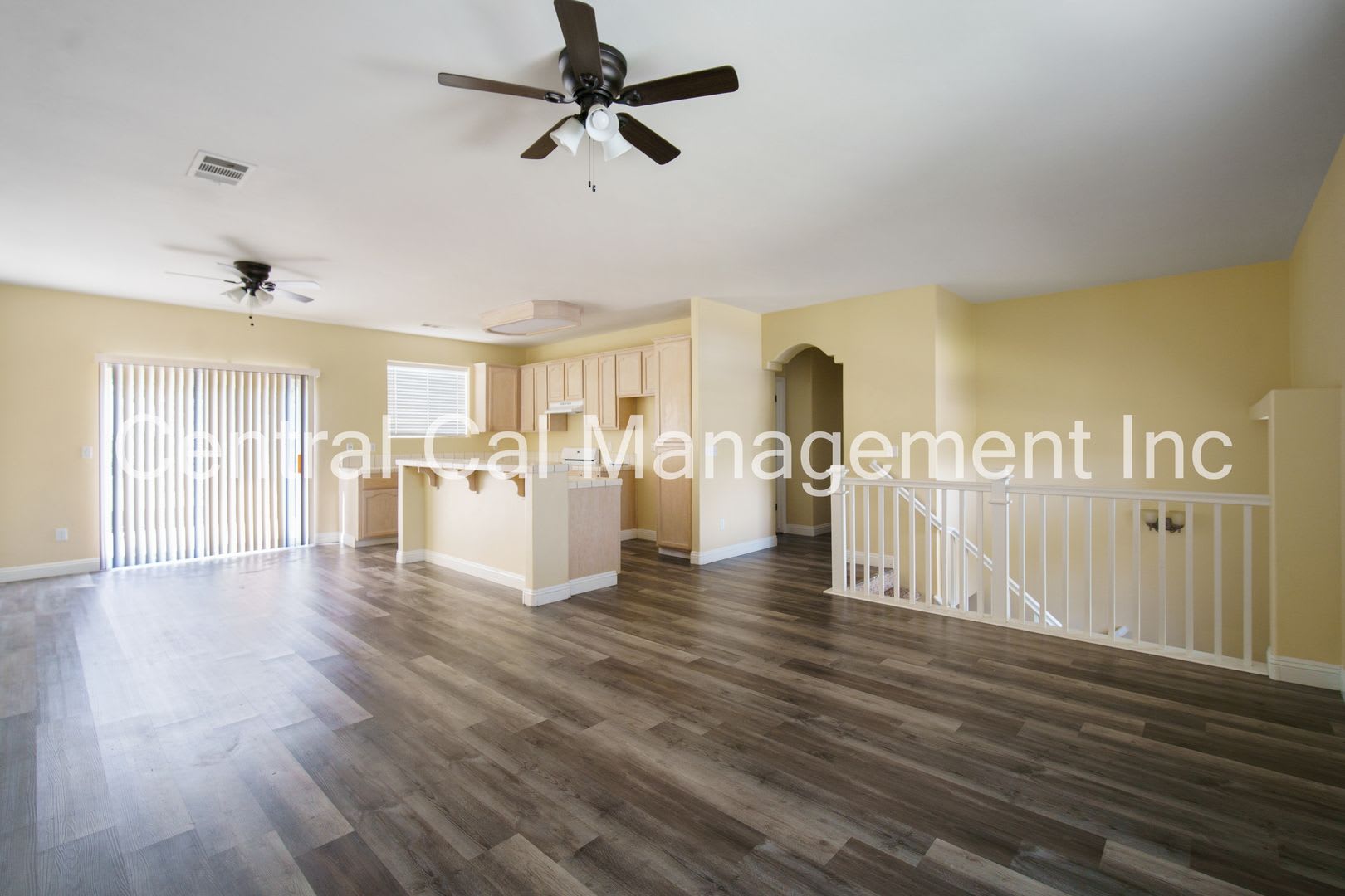 5 Bedroom/3 Bath Home Near Airport and Amazon Warehouse – photo 4