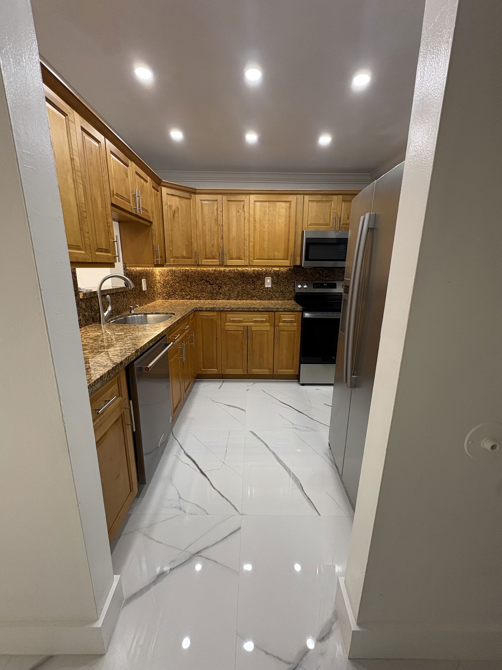 7707 Camino Real – photo 2