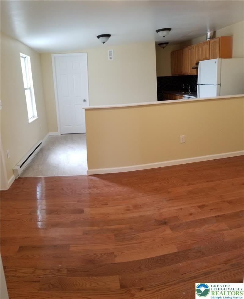 102 E Susquehanna Street – photo 5