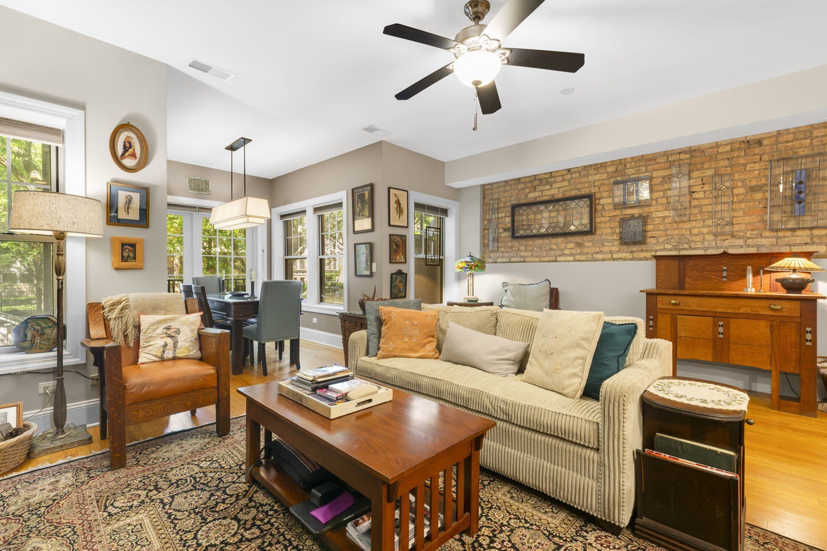 4731 N Malden Street – photo 2