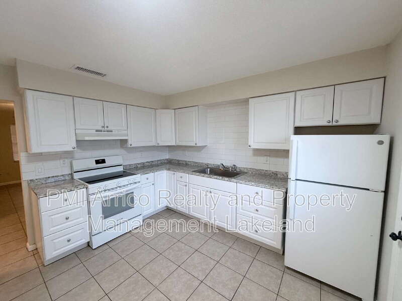 702 West Park Street – photo 3