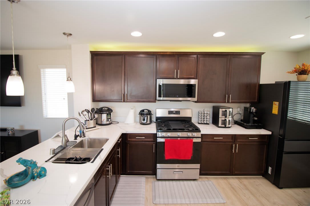 9955 Heritage Desert Street – photo 5