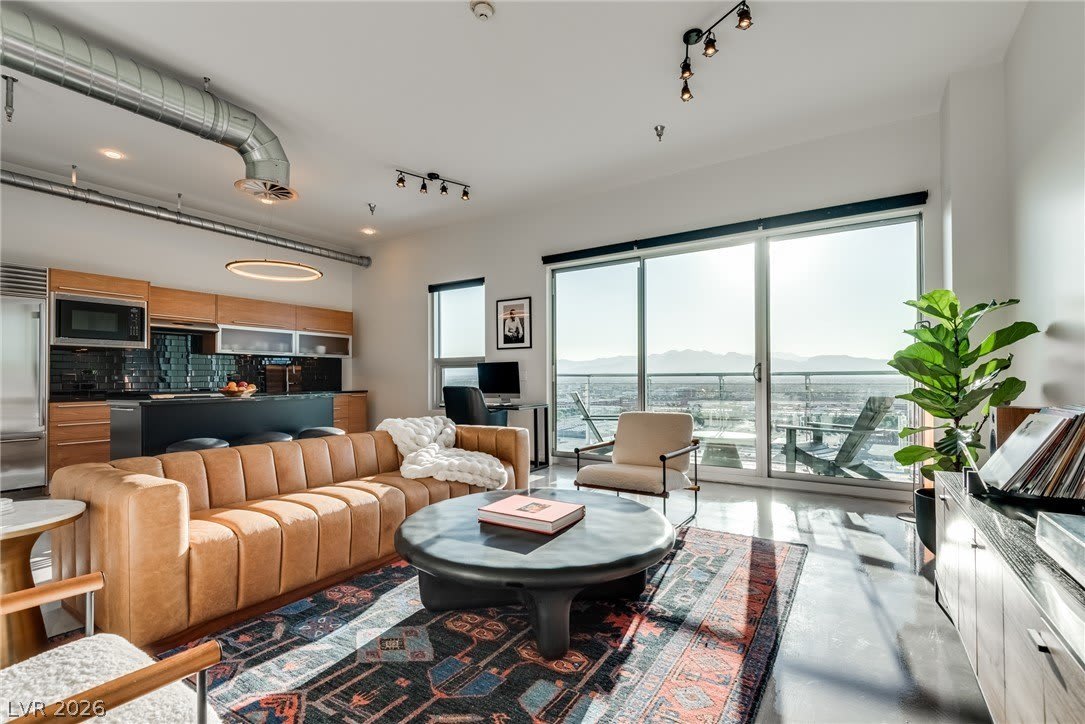 200 Hoover Avenue – photo 4