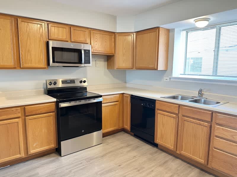 1003 Taft Ave – photo 2