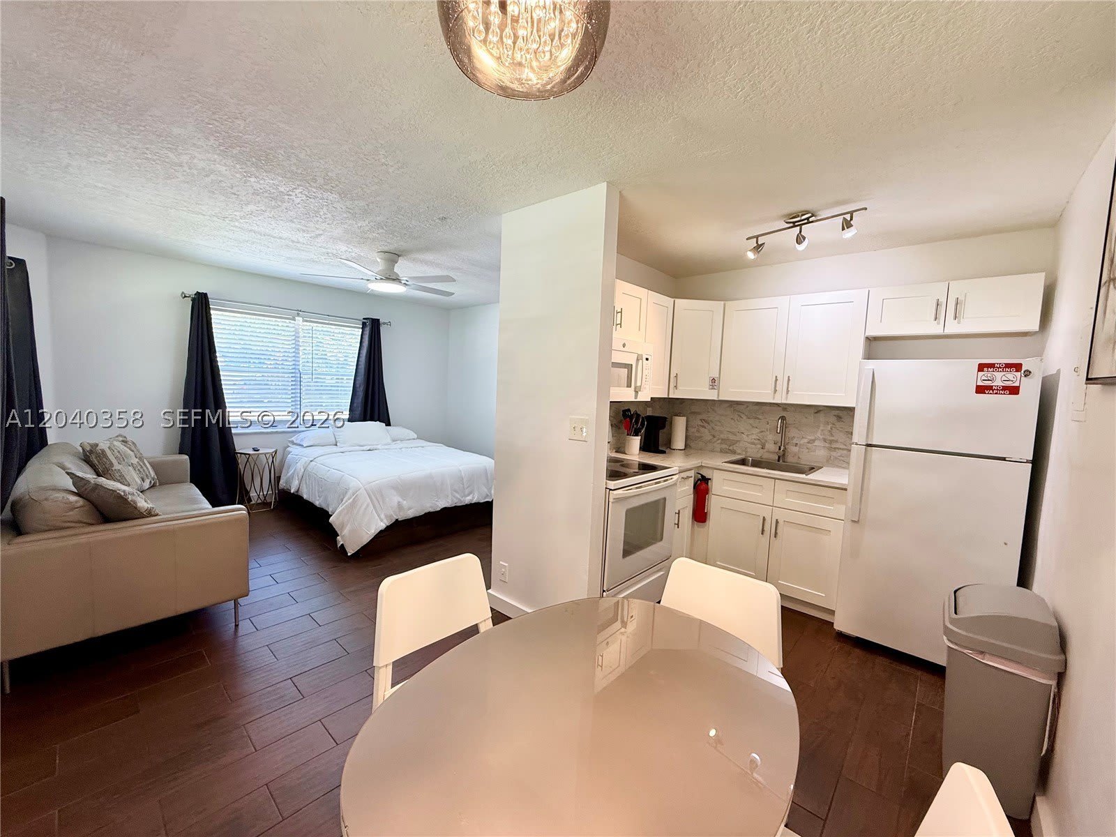 1415 Sw 1St St – photo 4