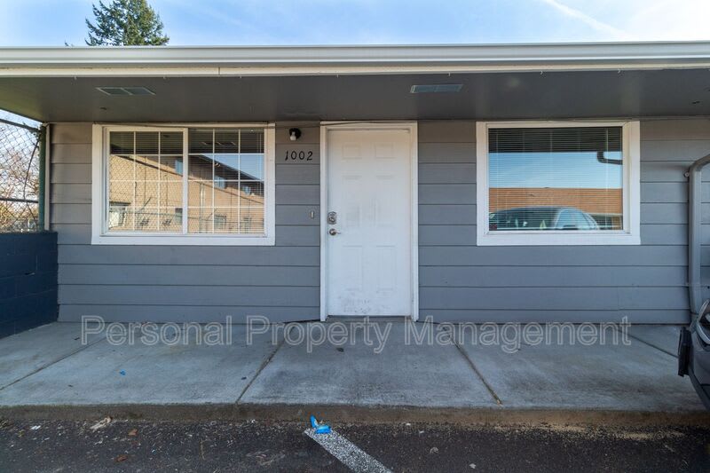 1002 NE 86th ST – photo 2
