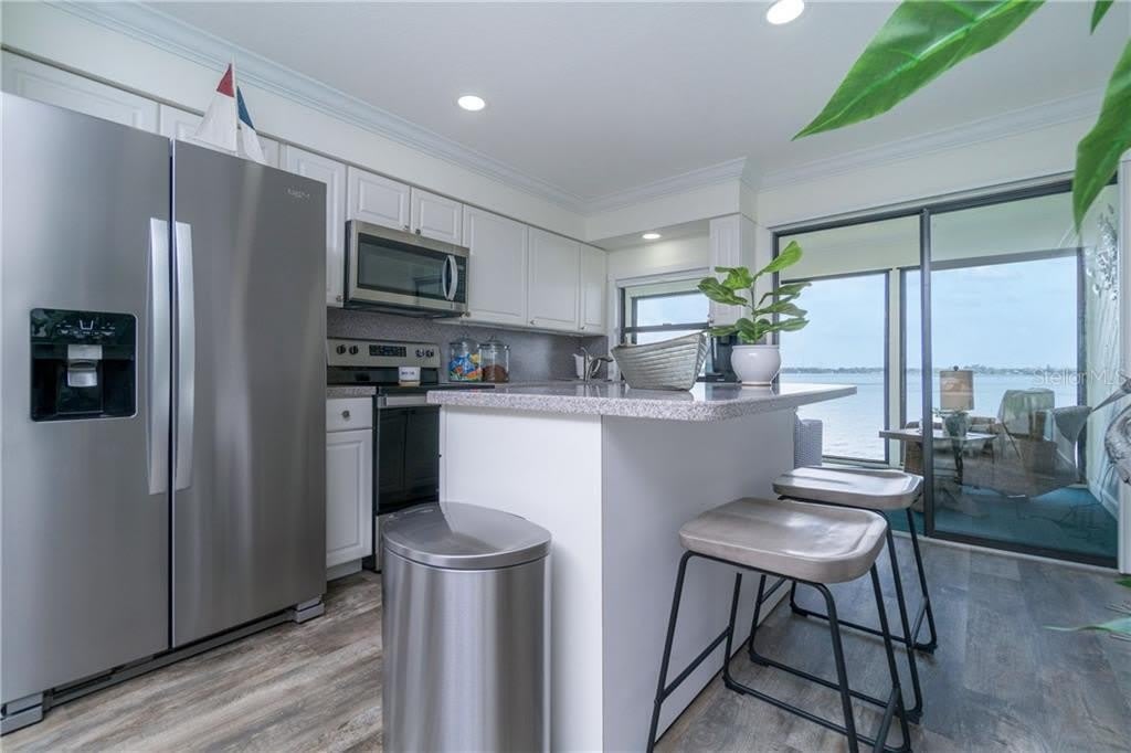 5041 N Beach Rd – photo 3