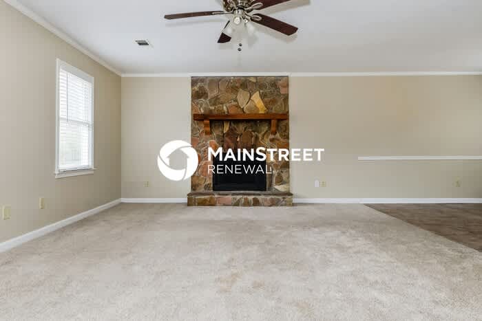355 Victoria Drive – photo 2