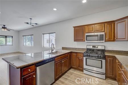 1581 Tustin Avenue – photo 5