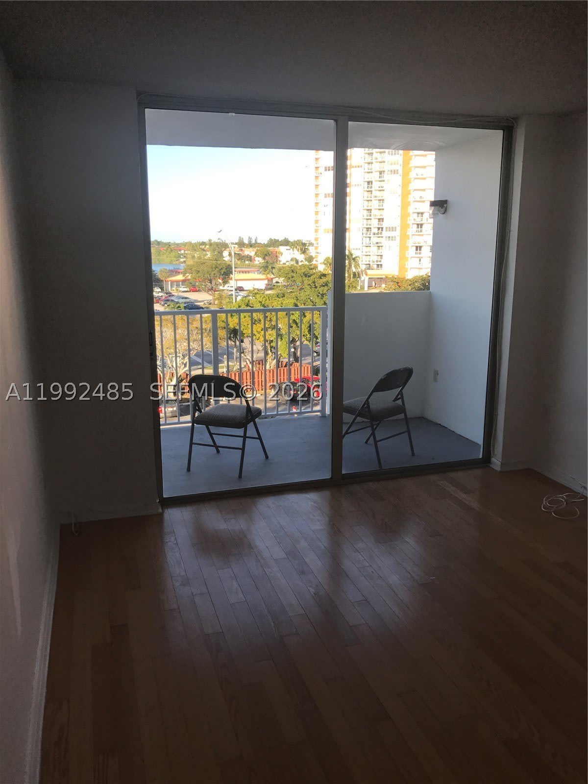 1200 Ne Miami Gardens Dr – photo 4