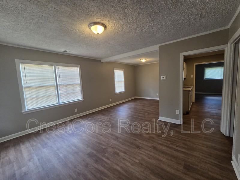 3487 Heckle Ave – photo 3