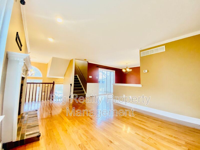 475 Stoneglen St – photo 5