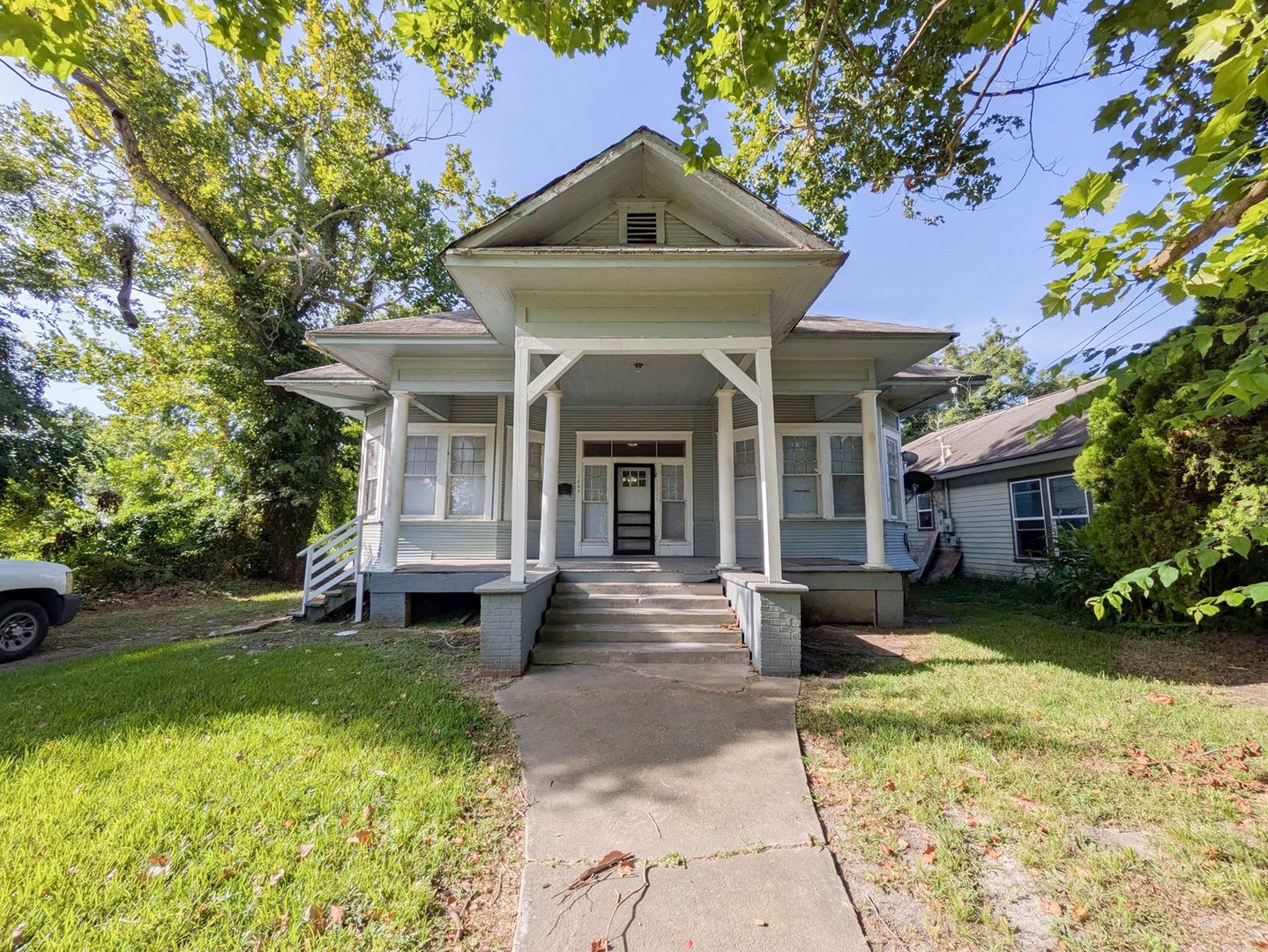 1045 Long Ave., Beaumont, TX 77701 – photo 1