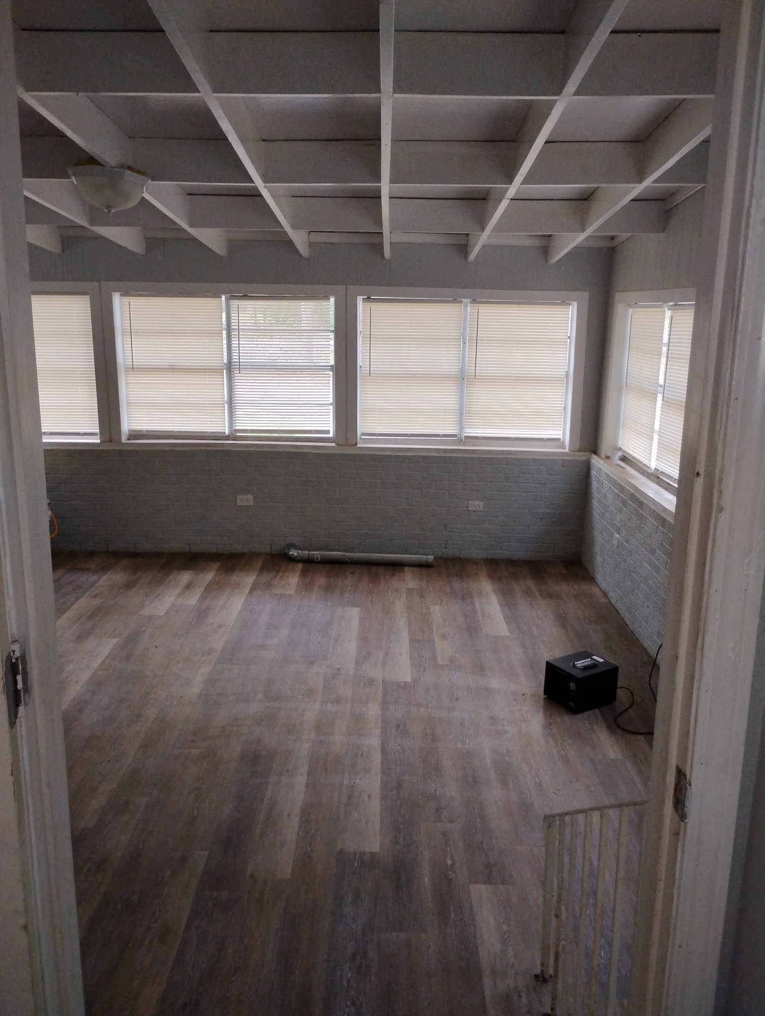 106 North 20th Avenue – photo 2