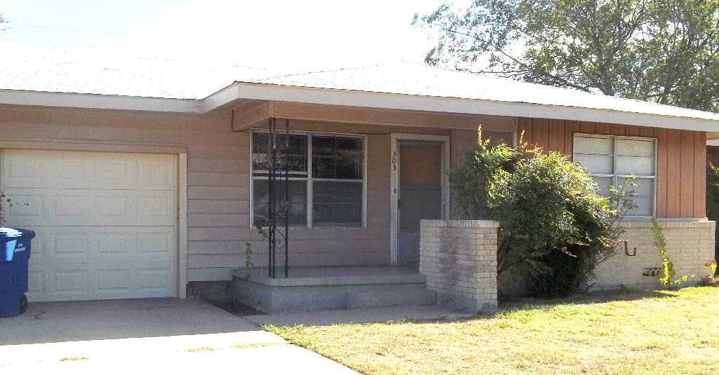 303 Margaret Lee St – photo 1