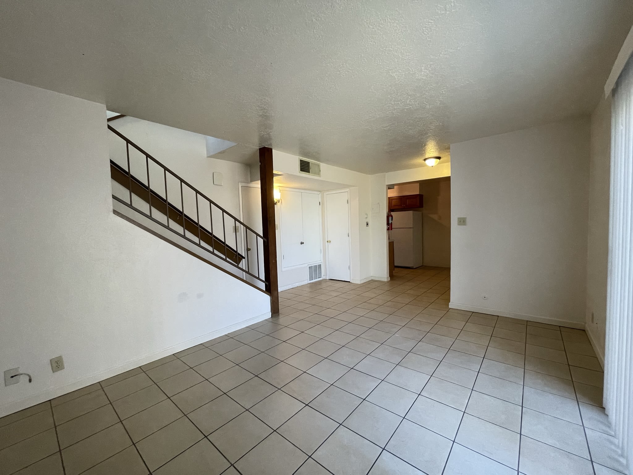 3617 Wellesley Drive Northeast – photo 4