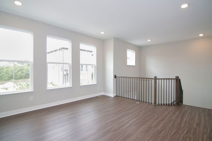 933 Yorkshire Lane – photo 4
