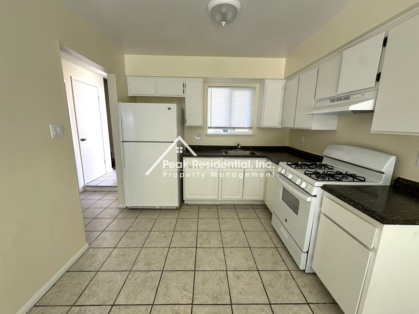 Updated 3bd/1.5ba Rancho Cordova Duplex – photo 5