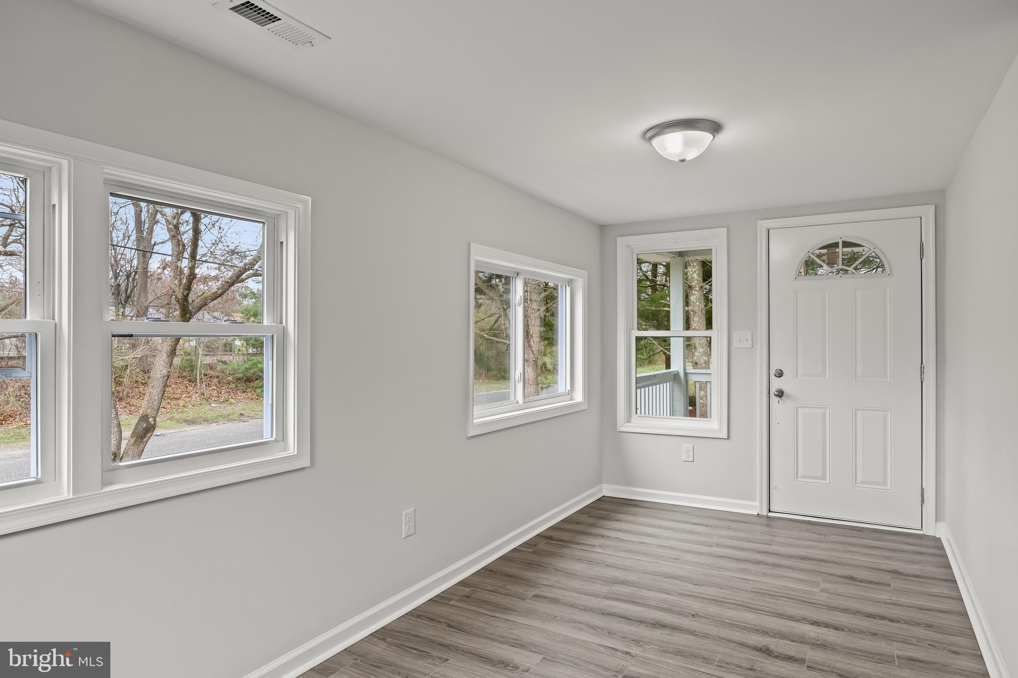467 W ATLANTIC Avenue – photo 4