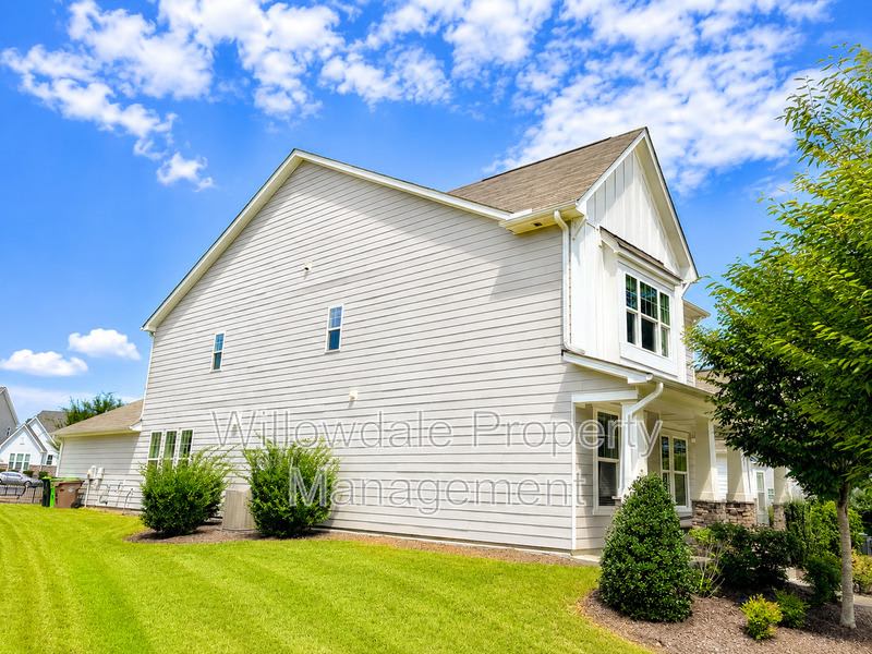 208 Daisy Grove ln – photo 3