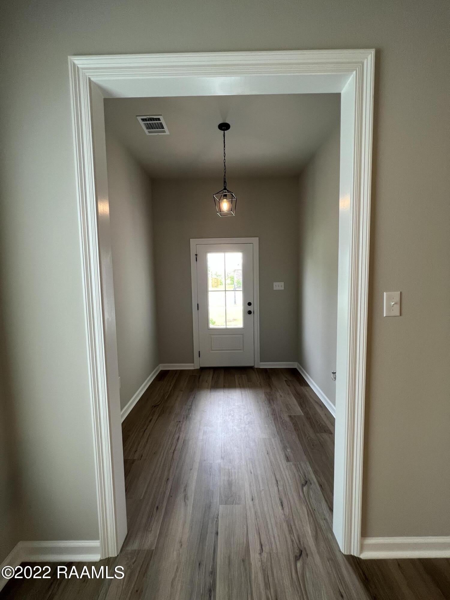 307 Grassy Meadows Lane – photo 4