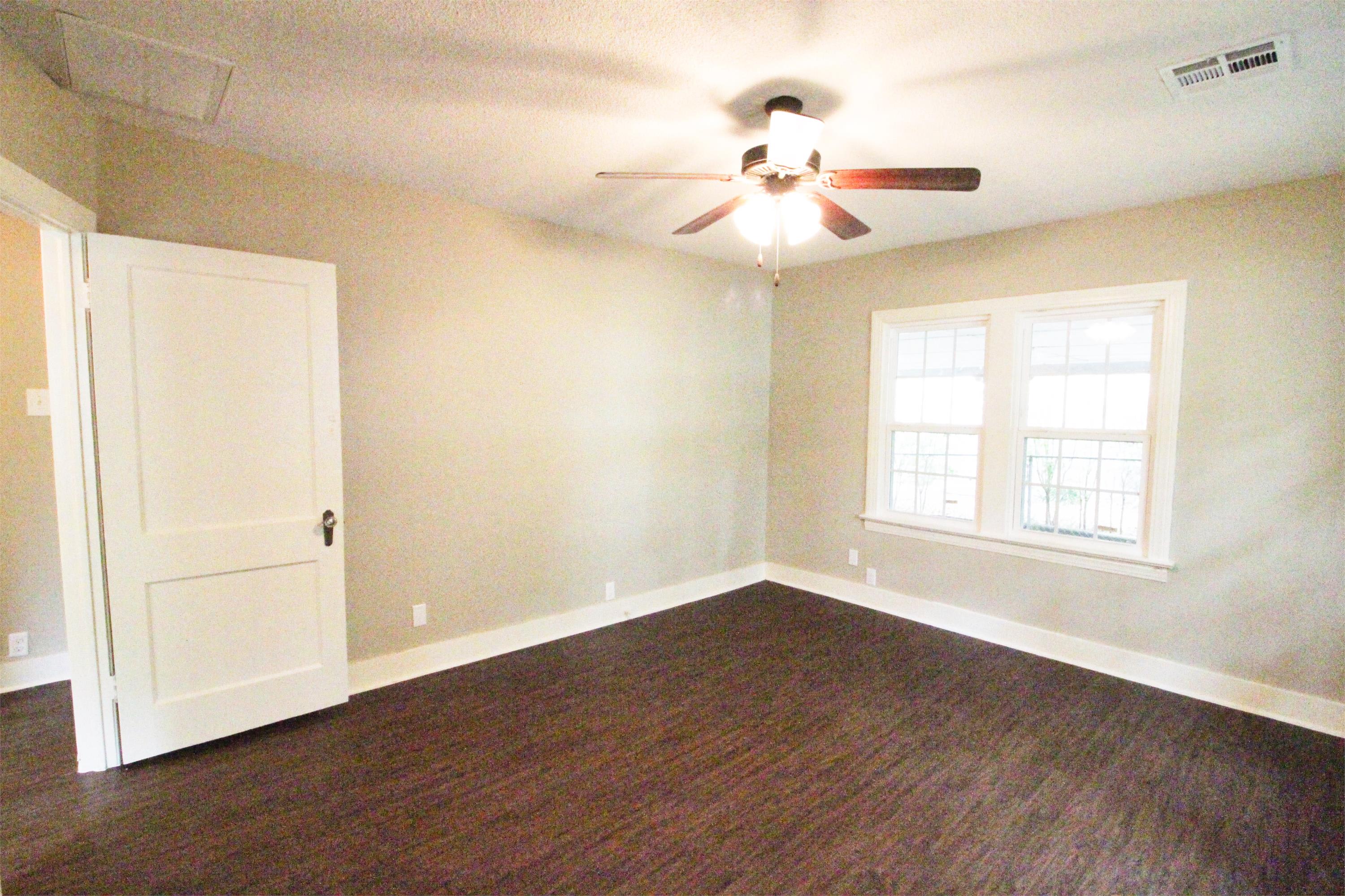1453 North 35th – photo 4