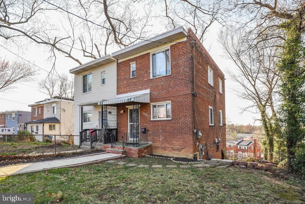 513 HILLTOP Terrace SE – photo 1