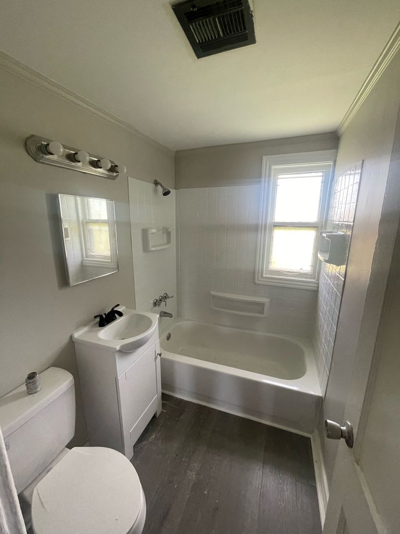 1207 S 74Th – photo 3
