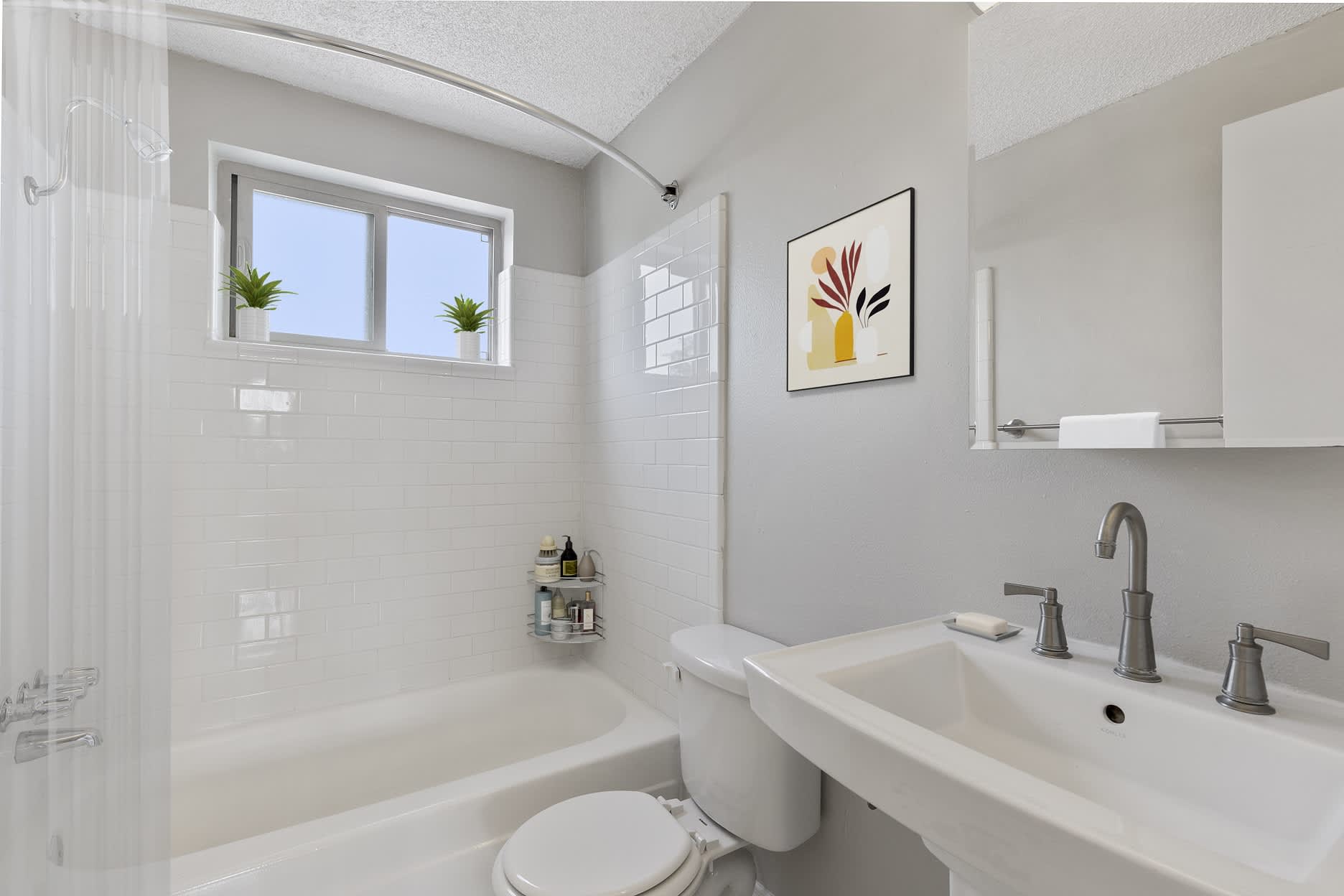 8 S Clarkson Street – photo 5