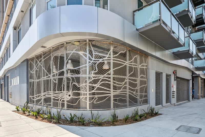 Link Apartments Four12 – photo 2