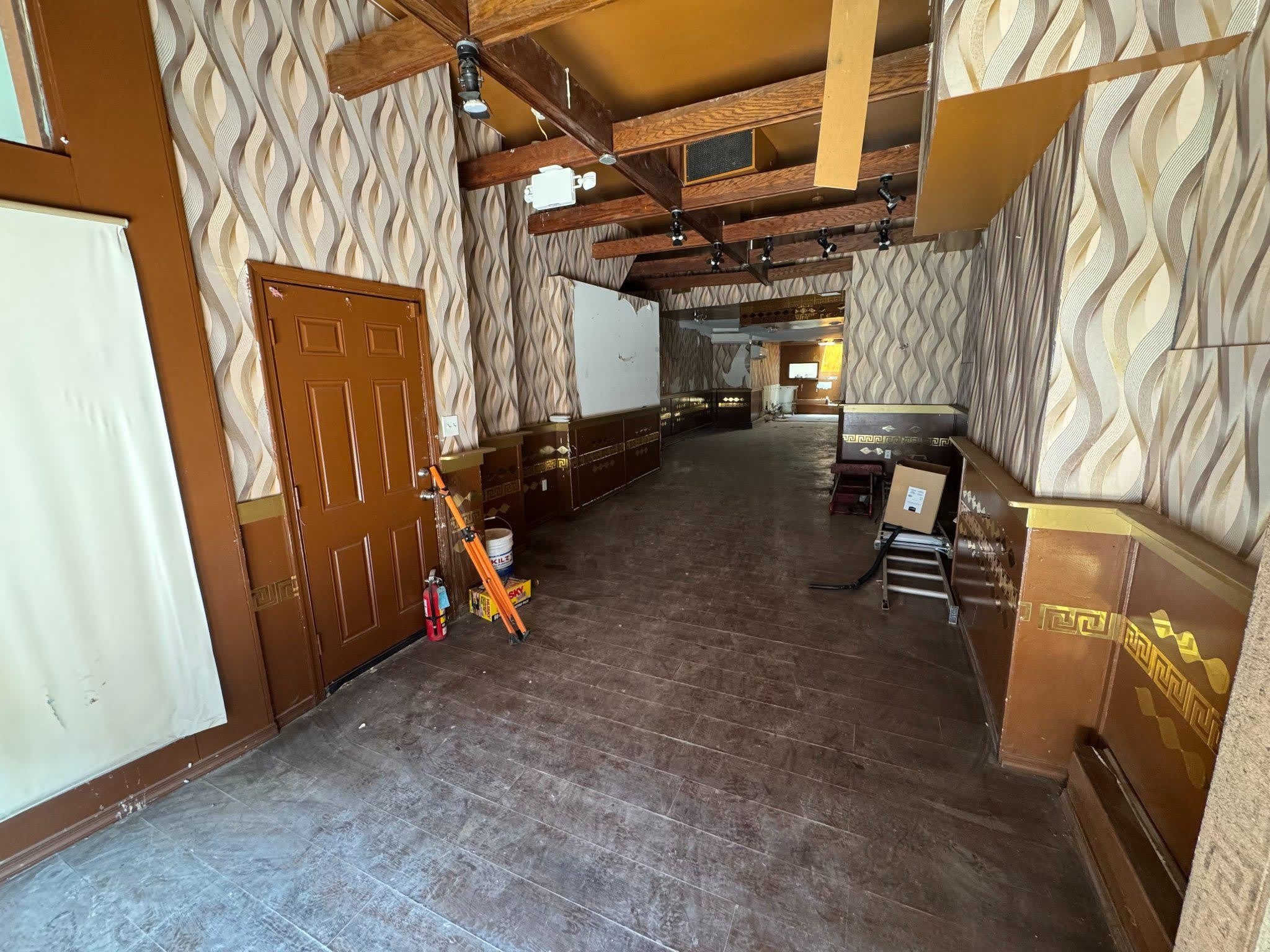 627 SOUTH Street – photo 4