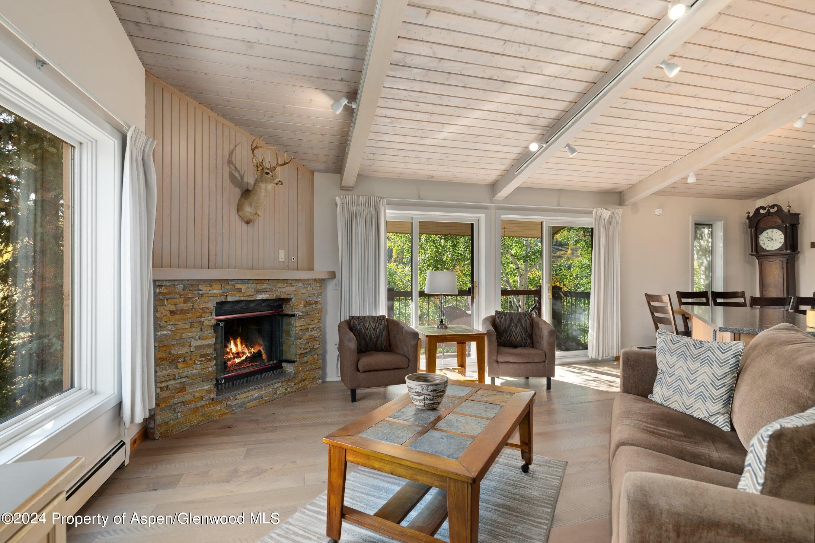 35 Upper Woodbridge Road – photo 2